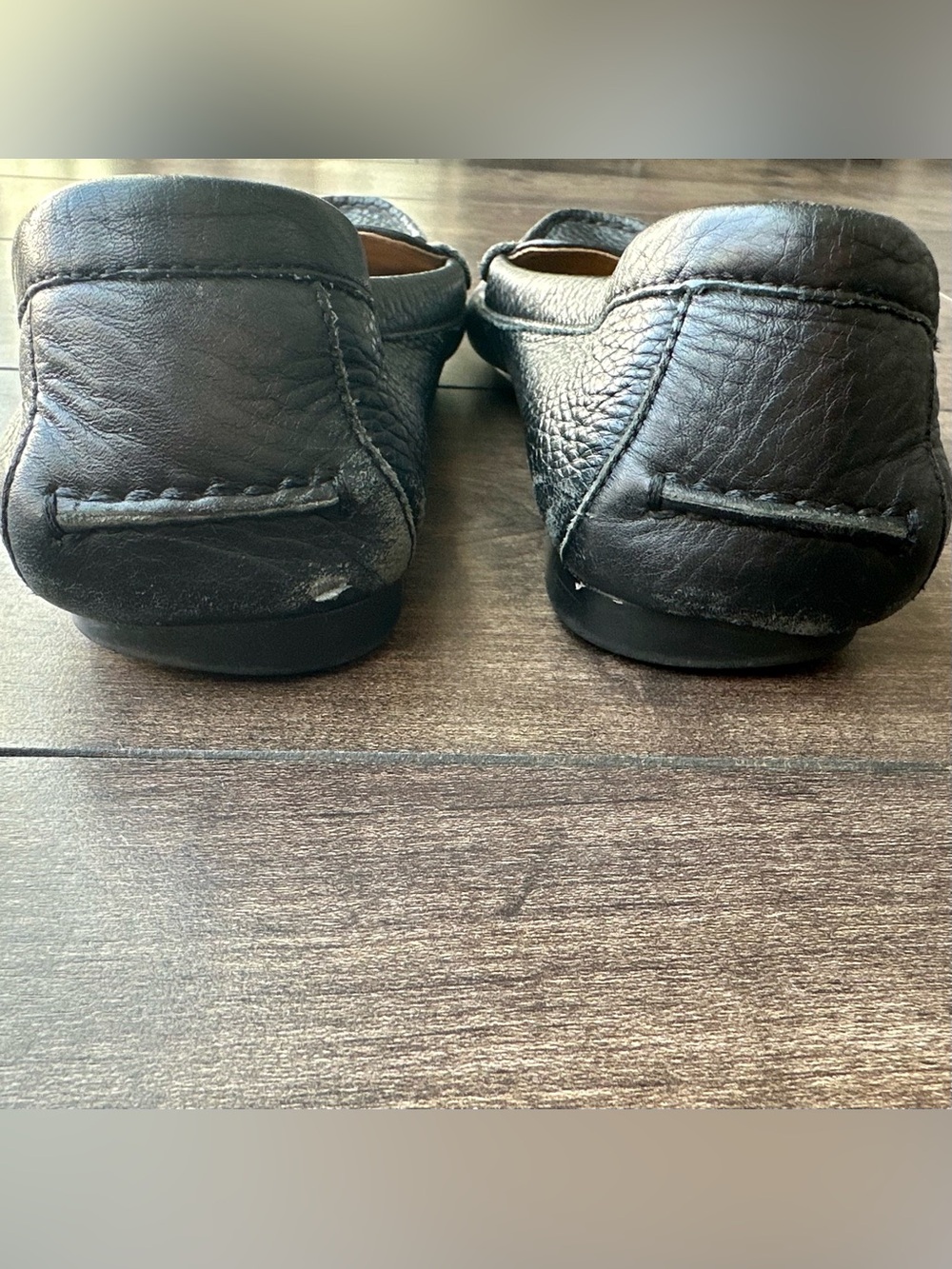 COACH "Olive" Black Pebbled Leather Loafers Flats Gold Chain Hardware Size 9B - Picture 7 of 16